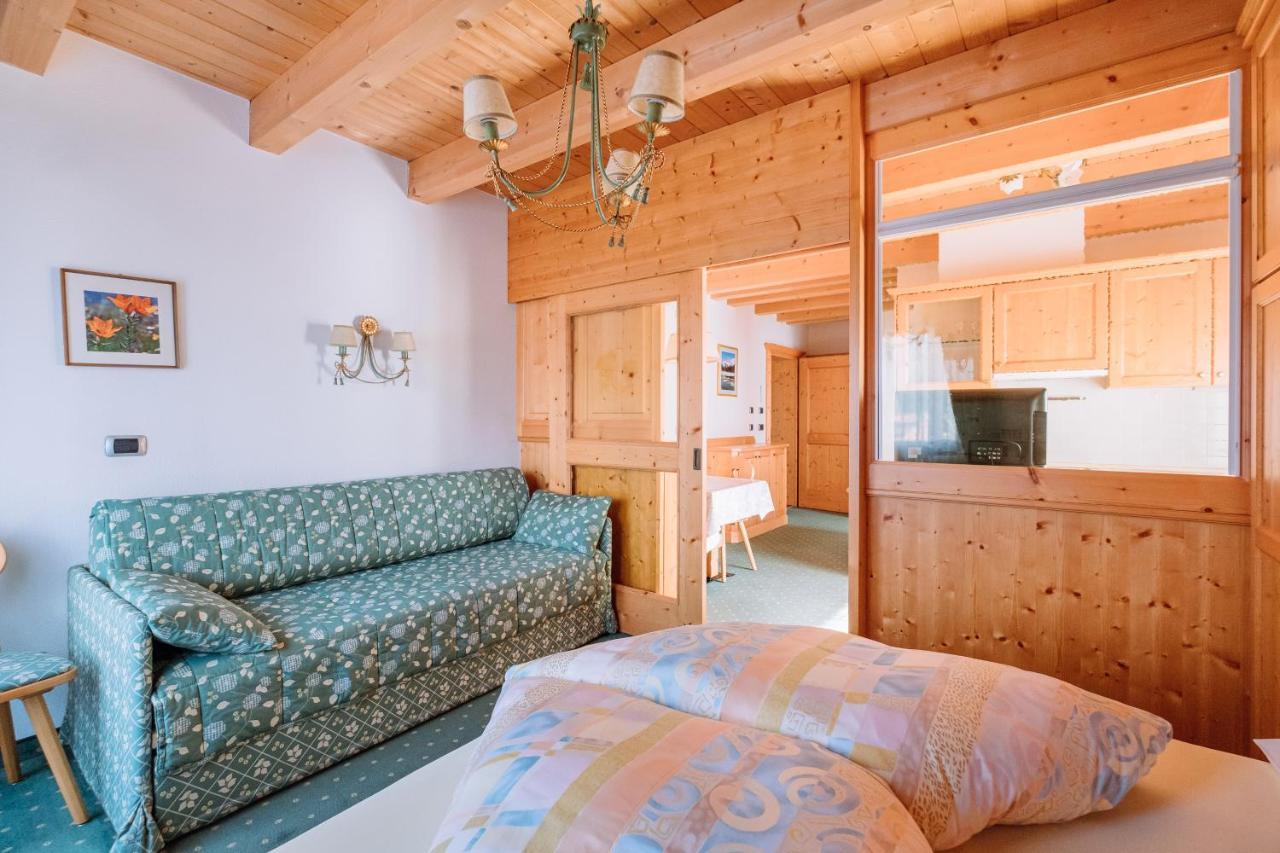 Residence Alpenrose Rasùn di Sotto エクステリア 写真