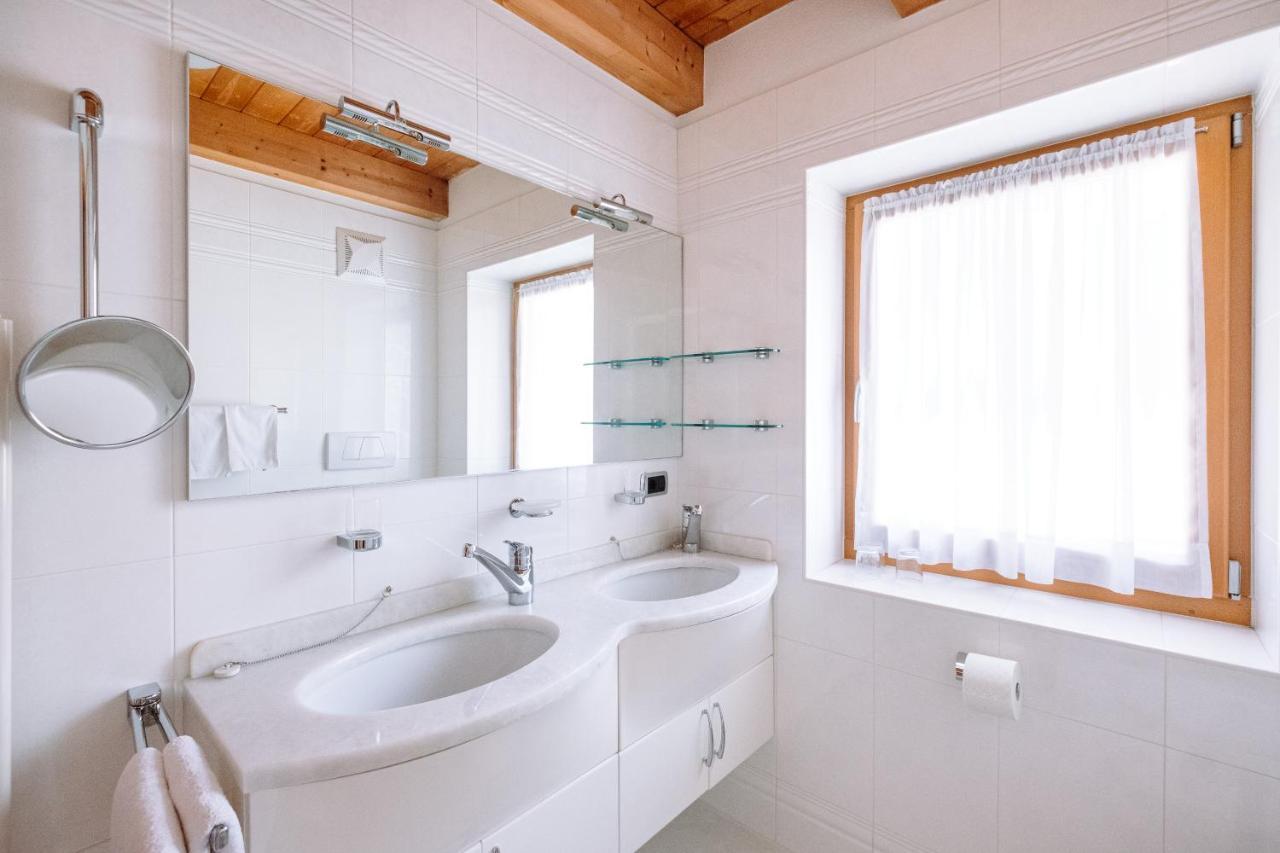 Residence Alpenrose Rasùn di Sotto エクステリア 写真