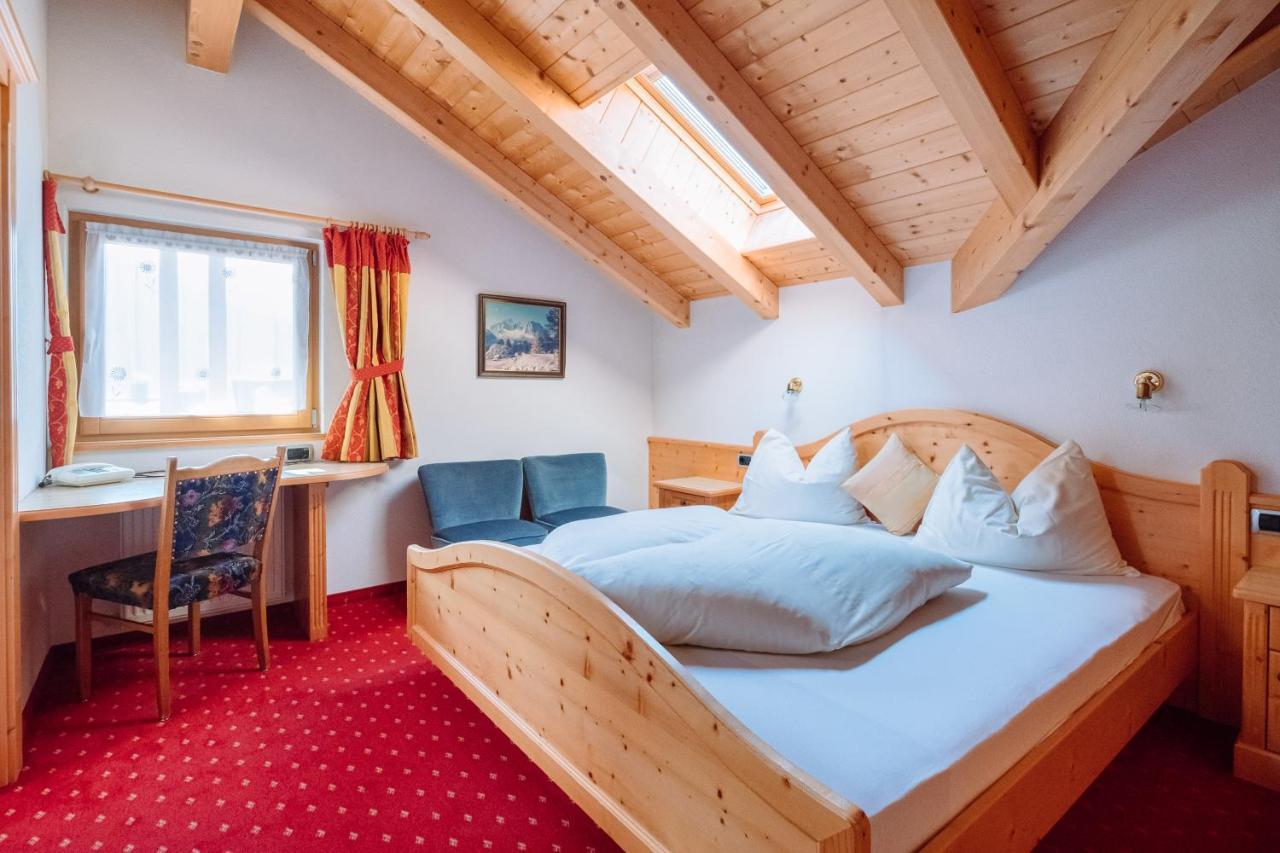 Residence Alpenrose Rasùn di Sotto エクステリア 写真