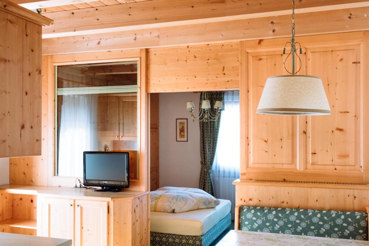 Residence Alpenrose Rasùn di Sotto エクステリア 写真